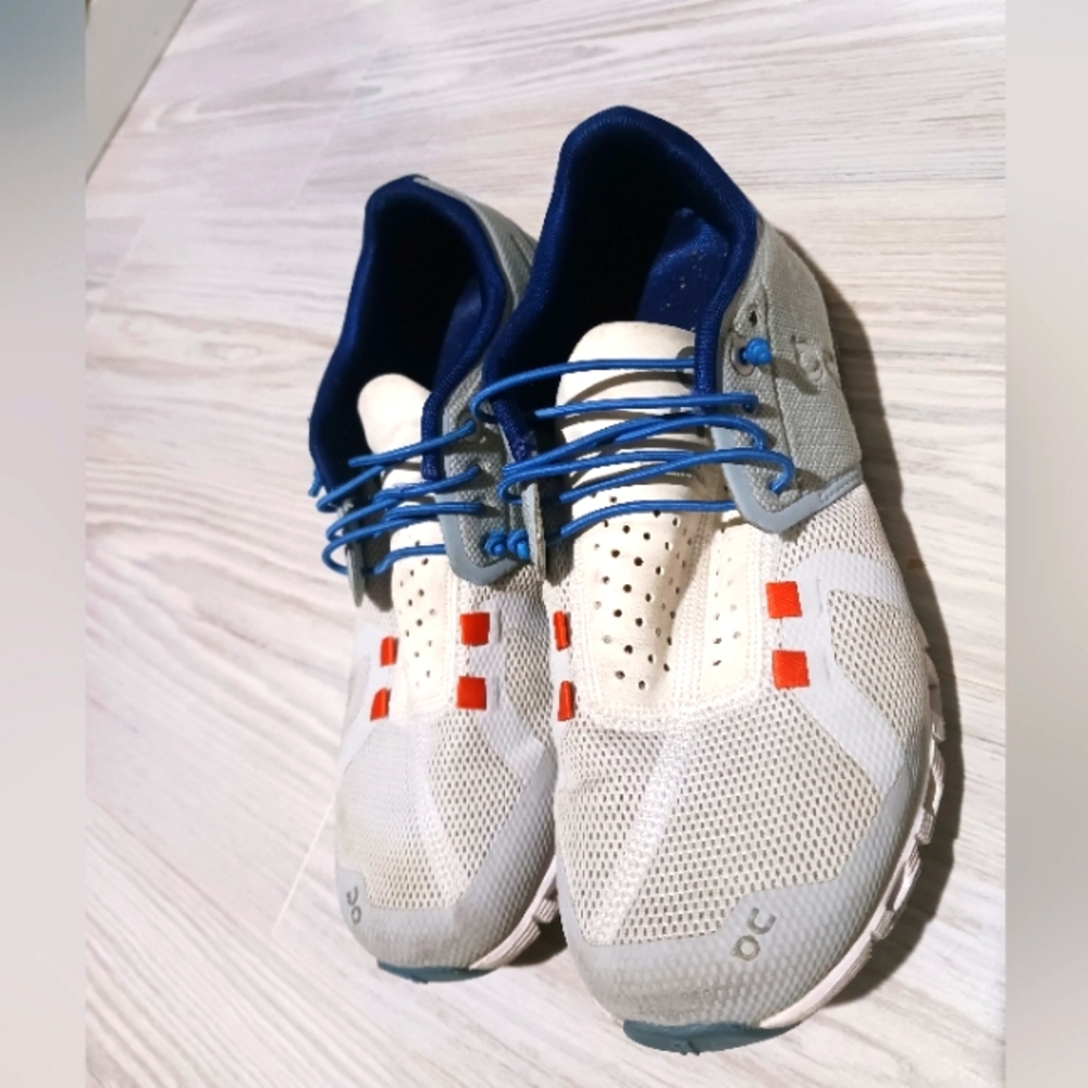 Womens ON Sneakers